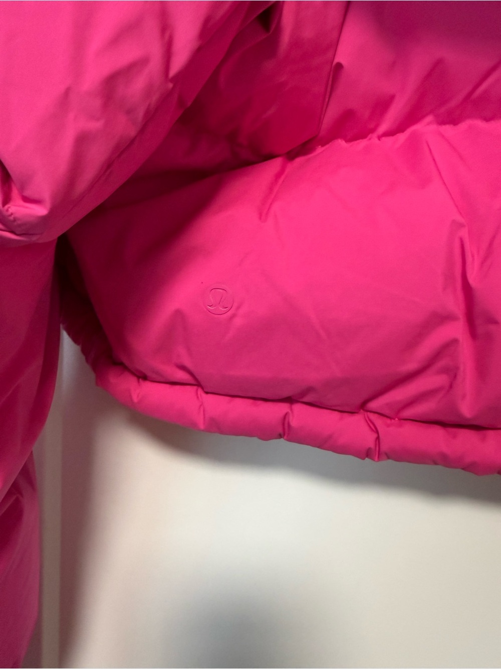 Lululemon Wunder Puff Super-Cropped Jacket Sonic Pink Size 14 - Picture 8 of 10